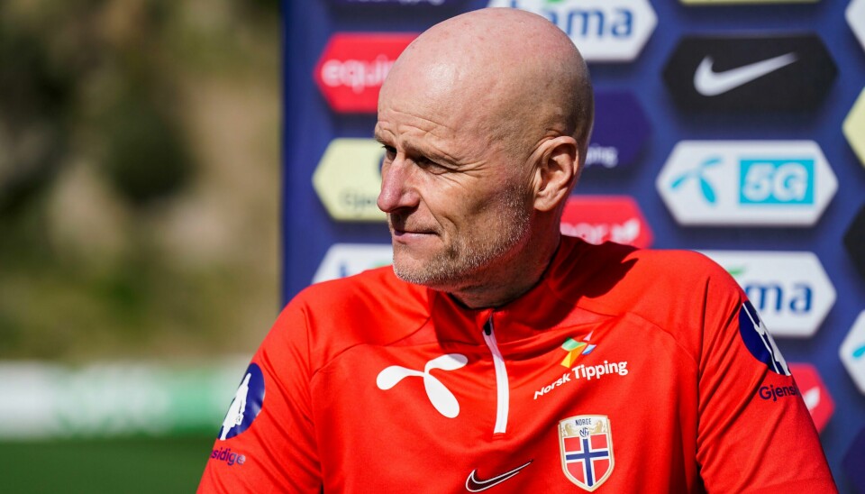 Norges landslagssjef Ståle Solbakken møtte pressen i Marbella. Norges landslagssjef Ståle Solbakken møtte pressen tirsdag etter at Erling Braut Haaland måtte melde forfall.Foto: Fredrik Varfjell / NTB