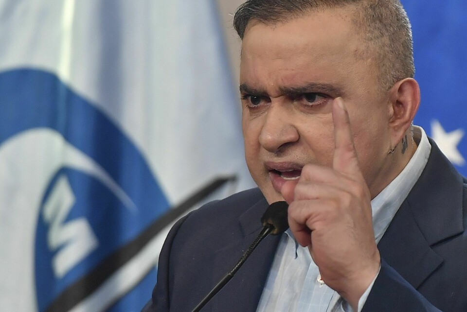 I alt 21 personer, inkludert høytstående tjenestemenn og næringslivsledere, er arrestert i en korrupsjonssak i Venezuela. Tiltalen er tatt ut av landets riksadvokat Tarek William Saab. I alt 21 personer, inkludert høytstående tjenestemenn og næringslivsledere, er arrestert i en korrupsjonssak i Venezuela. Tiltalen er tatt ut av landets riksadvokat Tarek William Saab. Foto: Matias Delacroix / AP / NTB