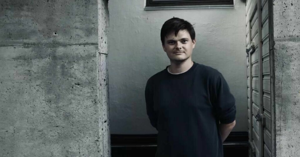 – Unge politikere er morsommere å snakke med enn de voksne. De unge tør si ting, mener Erlend Mørch. – Unge politikere er morsommere å snakke med enn de voksne. De unge tør si ting, mener Erlend Mørch.