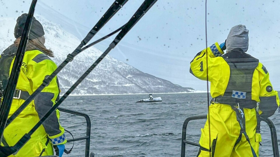 Redningsselskapet er ute i båt og hjelper til forbindelse med raset på Reinøya. To personer er bekreftet omkommet. Redningsselskapet er ute i båt og hjelper til forbindelse med raset på Reinøya. To personer er bekreftet omkommet.