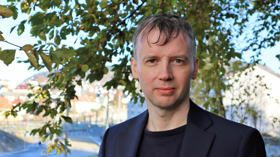 Hilmar Mjelde, professor i statsvitenskap ved Høgskulen på Vestlandet, følger amerikansk politikk tett. Hilmar Mjelde, som er professor i statsvitenskap ved Høgskulen på Vestlandet, følger amerikansk politikk tett.