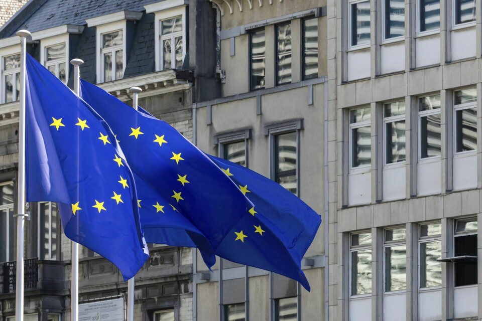 Illustrasjonsfoto EU-flaggene vaier i Brussel.