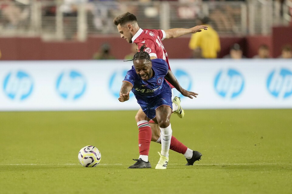 Raheem Sterling er utelatt fra nok en Chelsea-tropp. Raheem Sterling er vraket fra Chelsea-troppen mot Manchester City. Foto: Tony Avelar / AP / NTB