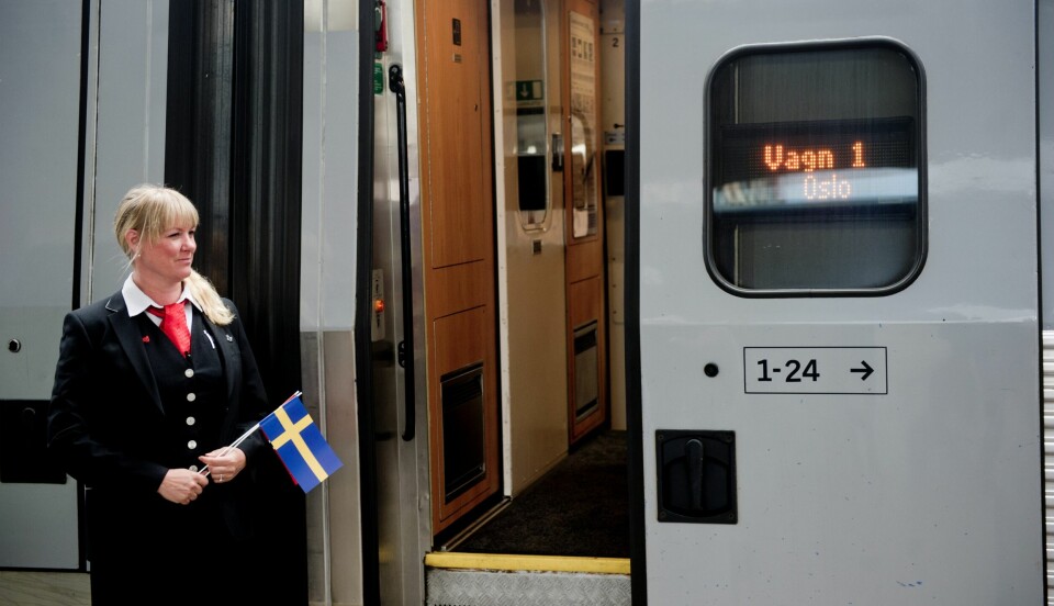 Flere reiser: Flere reiser med tog og færre med fly på strekningen Oslo – Stockholm etter at SJ begynte å kjøre hurtigtog. FOTO: JON OLAV NESVOLD/NTB SCANPIX Flere reiser: Flere reiser med tog og færre med fly på strekningen Oslo – Stockholm etter at SJ begynte å kjøre hurtigtog. FOTO: JON OLAV NESVOLD/NTB SCANPIX