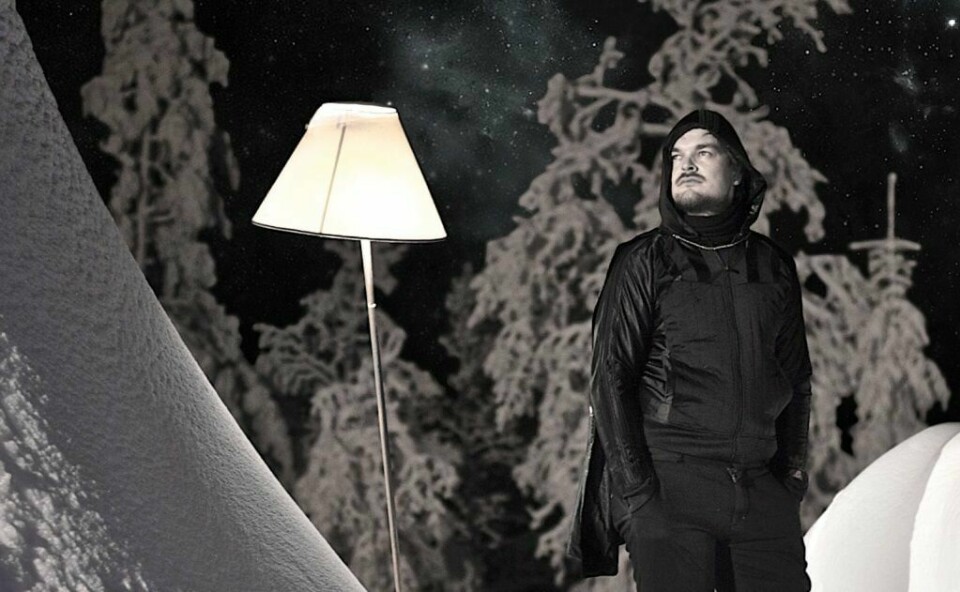 Morten Qvenild går dristig til verks med flygelet. FOTO: JØRN STENERSEN
