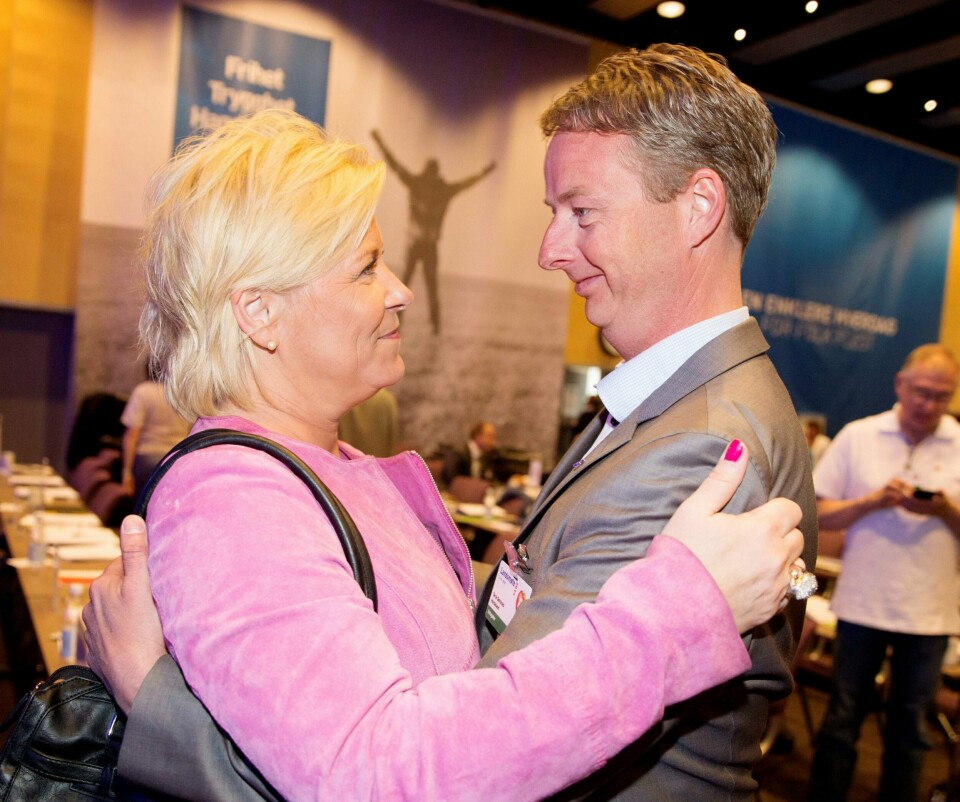VALGGENERAL: Partileder Siv Jensen sammen med sentralstyremedlem Terje Søviknes, som har vært sentral i Frps kommunevalgkamp. FOTO: HÅKON MOSVOLD LARS/NTB SCANPIX