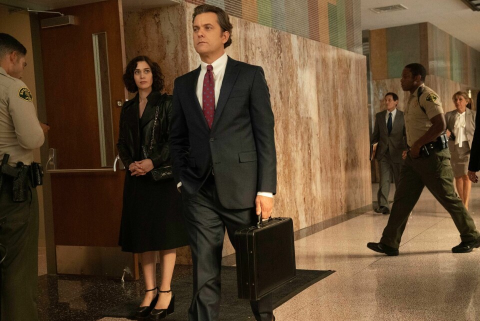 I løpet av mai kommer TV-versjonen av kassasuksessen «Farlig begjær» på SkyShowtime. I den psykoseksuelle thrilleren «Fatal Attraction» har Lizzy Caplan rollen som Alex Forrest, mens Joshua Jackson spiller advokat Dan Gallagher. I løpet av våren kommer TV-serieversjonen av kassasuksessen «Farlig begjær» på SkyShowtime. I serien har Lizzy Caplan as Alex Forest, mens Joshua Jackson spiller Dan Gallagher.