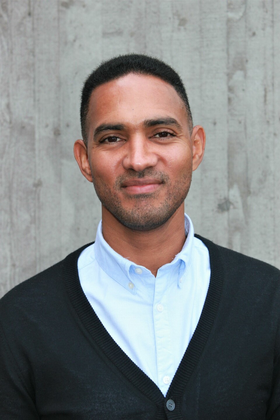 Ronald Mayora Synnes er førsteamanuensis ved Universitetet i Agder (UiA). Ronald Mayora Synnes er førsteamanuensis ved Universitetet i Agder (UiA).