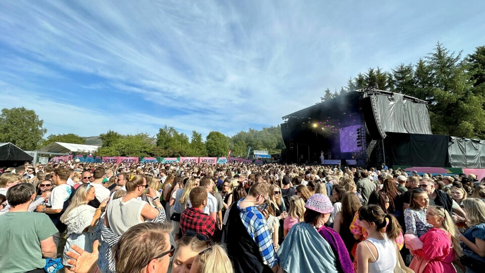 Selv om det var tusenvis samlet på Vaulen, var det også romslig og mange vannhull og matvogner å fylle opp tanken uten for mye kø. Selv om det var tusenvis samlet på Vaulen, var det også romslig og mange vannhull og matvogner å fylle opp tanken uten for mye kø.