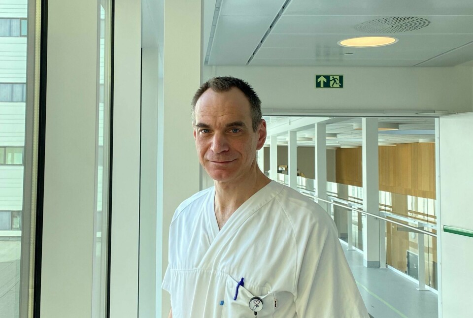 Øistein Svanes fullførte sin doktorgrad 20. januar i år, med avhandlingen 'Cleaning at work and at home as related to lung health'. Øistein Svanes fullførte sin doktorgrad 20. januar i år, med avhandlingen 'Cleaning at work and at home as related to lung health'.