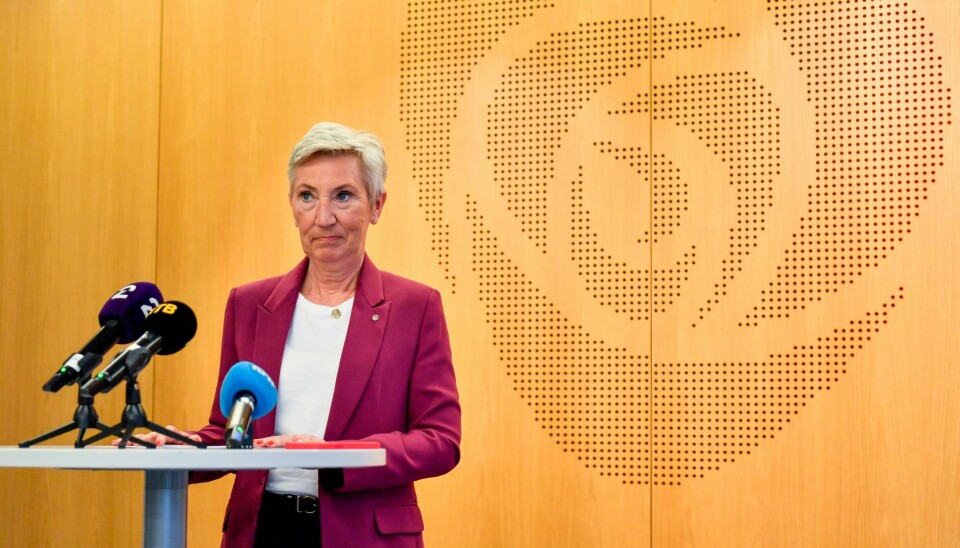 Peggy Hessen Følsvik redegjør for Ap-valgkomiteens arbeid på Arbeiderpartiets lokaler på Youngstorget. Peggy