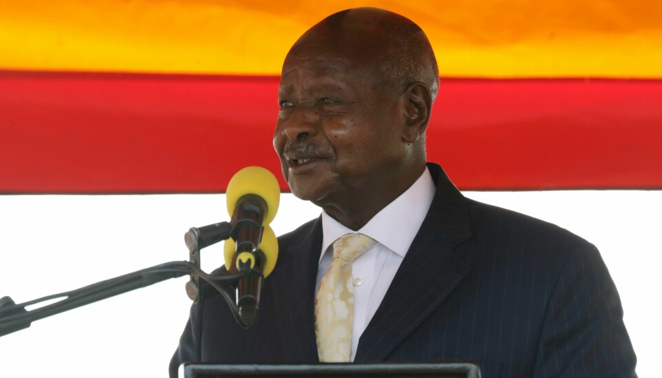 Ugandas president vil foreløpig ikke signere LHBT-loven som i forrige måned ble vedtatt av nasjonalforsamlingen, og som i enkelte tilfeller innebærer at homofili kan straffes med døden. Ugandas president vil foreløpig ikke signere LHBT-loven som i forrige måned ble vedtatt av nasjonalforsamlingen, og som i enkelte tilfeller innebærer at homofili kan straffes med døden. Arkivfoto: Hajarah Nalwadda / AP / NTB