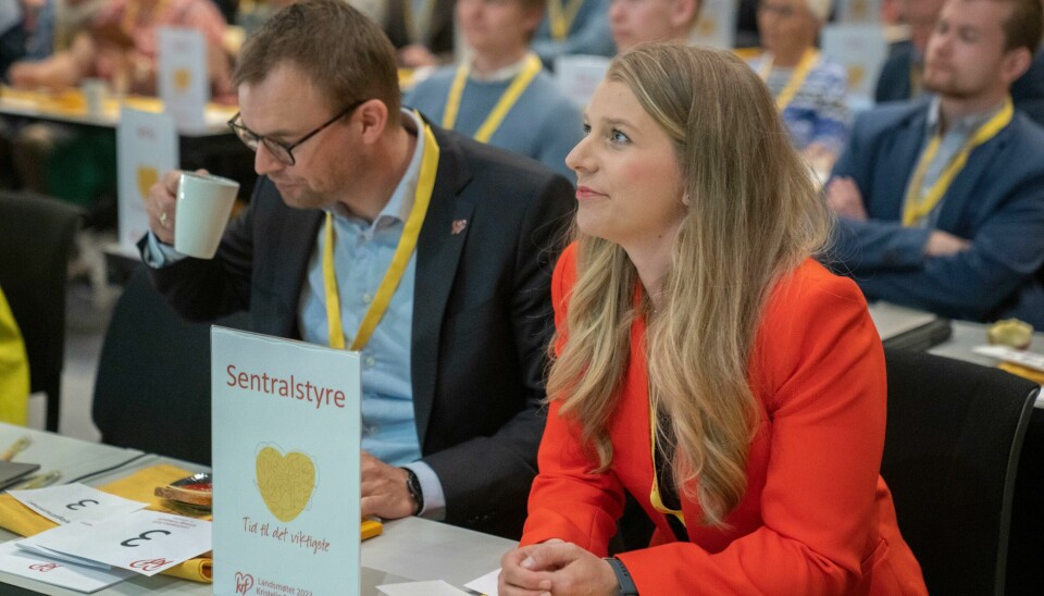 Ida Lindtveit Røse ved siden av Kjell Ingolf Ropstad på Kristelig Folkepartis landsmøte på Hamar. Lørdag vant hun kampvoteringen om vervet som andre nestleder. Kjell Ingolf Ropstad og Ida Lindtveit Røse på Kristelig Folkeparti sitt landsmøte på Hamar. Foto: Lars Thomas Nordby / NTB