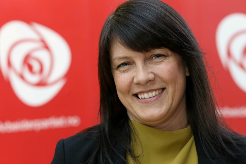 – I den grad jeg har noen råd til den sentrale AP-ledelsen så vil de bli formidlet på annet vis enn gjennom pressen, sier Kathrine Hestø Hansen varaordfører, partileder og ordførerkandidat Indre Østfold Arbeiderparti. Kathrine Hestø Hansen varaordfører, partileder og ordførerkandidat Indre Østfold Arbeiderparti.