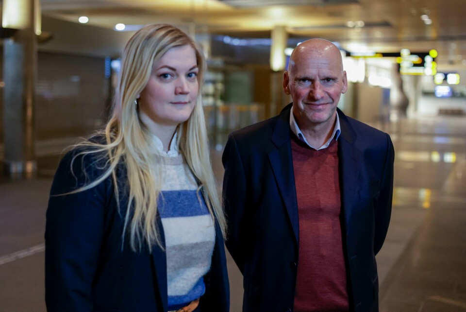 Advokat Hilde Firman Fjellså og kollega Geir Lippestad representerer de to terrorsiktede søstrene fra Bærum som torsdag blir framstilt for videre fengsling. Advokat Hilde Firman Fjellså og kollega Geir Lippestad representerer de to terrorsiktede søstrene fra Bærum som torsdag blir framstilt for videre fengsling. Foto: Alf Simensen / NTB