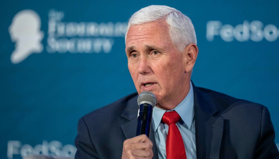 Former Vice President Mike Pence speaks at the Federalist Society Executive Branch Review conference, Tuesday, April 25, 2023, in Washington. (AP Photo/Alex Brandon) USAs tidligere visepresident Mike Pence har vitnet om Donald Trump, melder amerikanske medier. Foto: Alex Brandon / AP / NTB