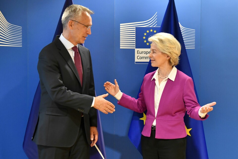 EU-president von der Leyen er mer på linje med amerikansk politikk enn Frankrikes Macron. Hun mener EU bør følge en restriktiv linje i møtet med et aggressivt og repressivt Kina. Natos generalsekretær Jens Stoltenberg har allerede tatt alliansen østover. .