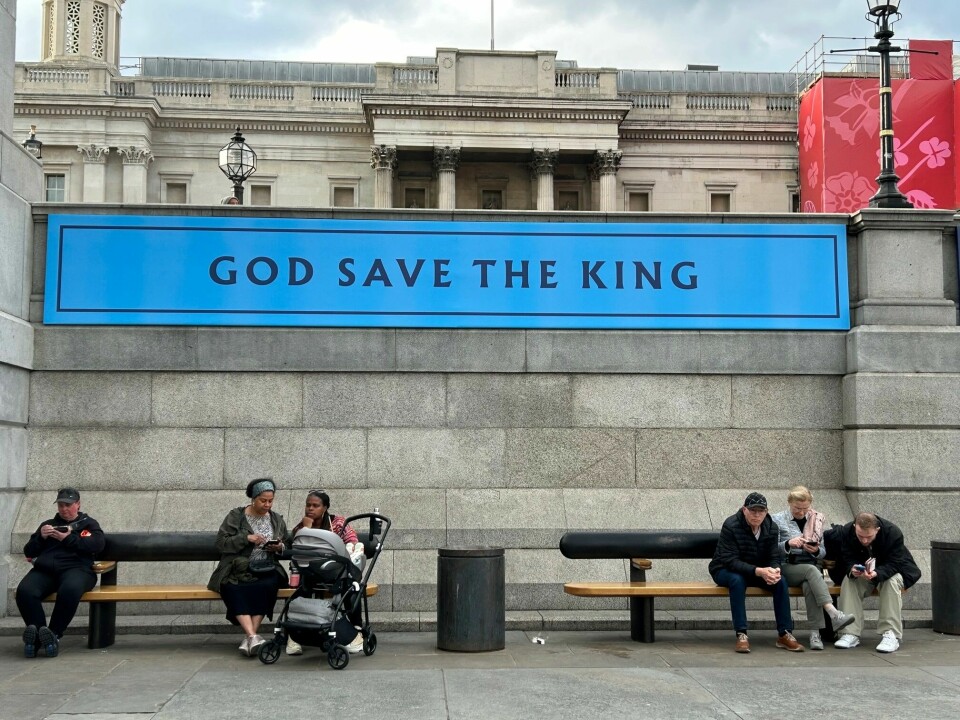Kroningen preger bybildet. Her fra Trafalgar Square. Kroningen preger bybildet. Her fra Trafalgar Square.