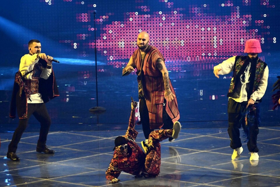 Ukraina og gruppa Kalush Orchestra vant Eurovision-finalen 2022 med låta «Stefania». Kalush Orchestra.