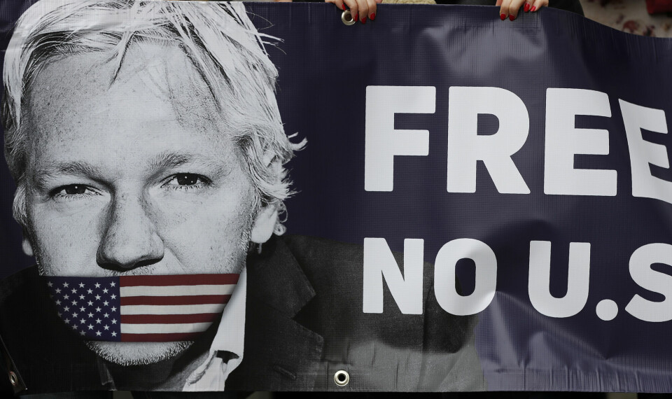 Julian Assange-supportere under en protest i London i 2019. Julian Assange-supportere under en protest i London i 2019.