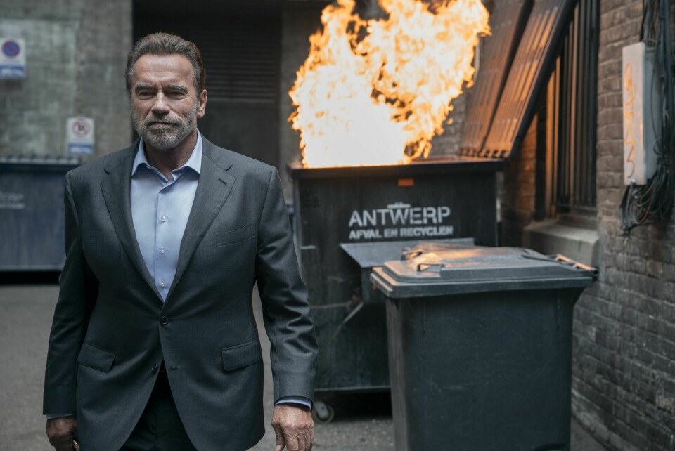 Arnold Schwarzenegger spiller CIA-agent Luke Brunner i TV-serien «FUBAR», en åtte timer lang action-fylt komedie hvor den østerrikske Hollywood-stjernen trives akkurat så godt som han ser ut som han gjør på dette bildet. Arnold Schwarzenegger spiller CIA-agenten Luke Brunner som oppdager at datteren også jobber for CIA i «Fubar». Ankommer på Netflix med et brak 25. mai.