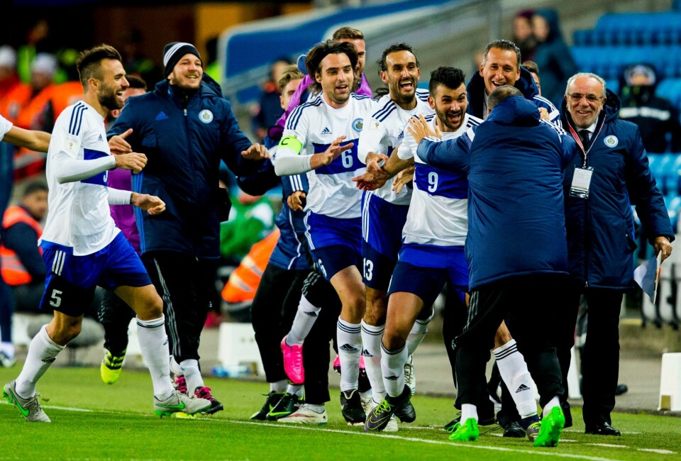 San Marino-spillere fra en VM-kvalifiseringskamp mot Norge på Ullevaal stadion i 2016. San Marino tapte 1-4, men jublet vilt over å ha scoret. San Marino-spillere fra en VM-kvalifiseringskamp mot Norge på Ullevaal stadion i 2016. San Marino tapte 1-4, men jublet vilt over å ha scoret. Foto: Vegard Wivestad Grøtt / NTB