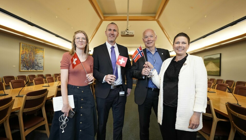 Ytterfløyene er representert i styret for den nye venneforeningen for Sveits på Stortinget: Fra venstre Rødts Marie Sneve Martinussen, Frps Marius Arion Nilsen, Per Olaf Lundteigen (Sp) og Heidi Nordby Lunde (H). Ytterfløyene er representert i styret for den nye venneforeningen for Sveits på Stortinget: Fra venstre Rødts Marie Sneve Martinussen, Frps Marius Arion Nilsen, Per Olaf Lundteigen (Sp) og Heidi Nordby Lunde (H). Foto: Håkon Mosvold Larsen / NTB