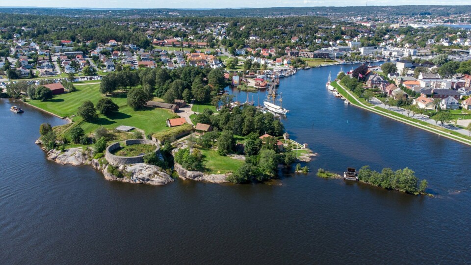 For tredje gang arrangeres Idyllfestivalen på Isegran. I fjor opplevde festivalledelsen at det ble mye ekstraarbeid med å håndtere båtgjester langs brygga. For tredje gang arrangeres Idyllfestivalen på Isegran. I fjor opplevde festivalledelsen at det ble mye ekstraarbeid med å håndtere berusede båtgjester langs brygga.