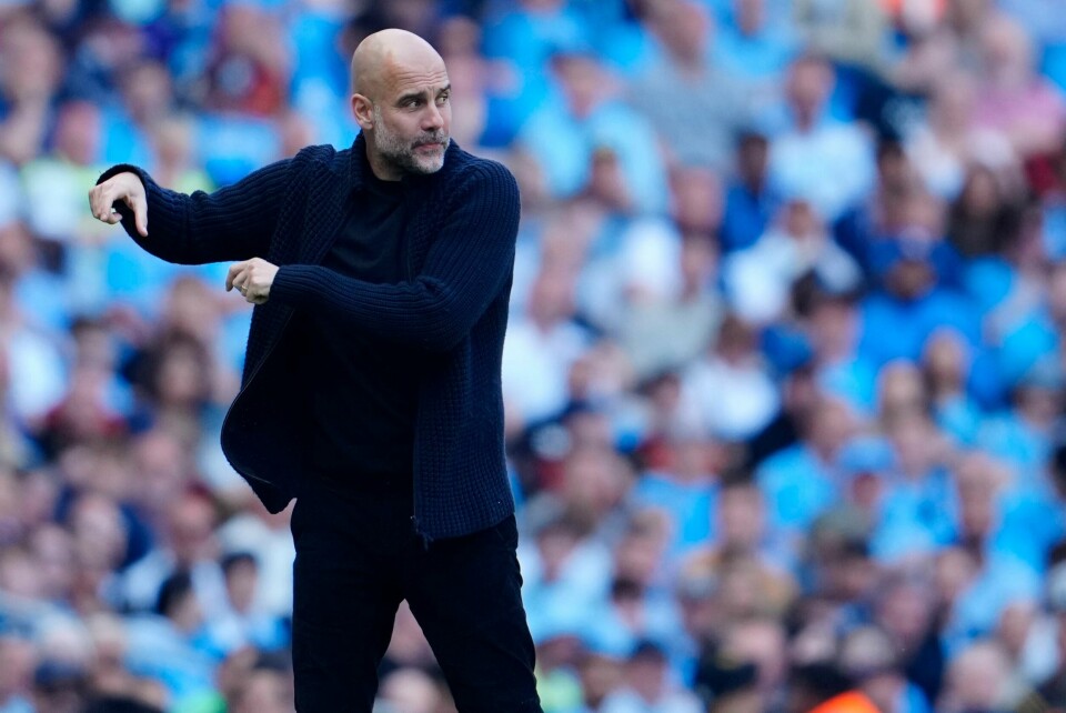 Manchester City-manager Pep Guardiola vil ha med Scott Carson videre. Manchester City-manager Pep Guardiola vil ha med Scott Carson videre. Foto: Jon Super / AP / NTB