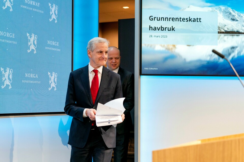 Regjeringen kan være fornøyd med forliket om lakseskatten, mener Dagsavisen. Her er statsminister Jonas Gahr Støre og finansminister Trygve Slagsvold Vedum. .
