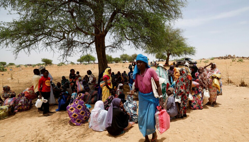 Krigen i Sudan legger ytterligere noen millioner til tallet som vil trenge hjelp til å klare seg gjennom året, skriver Maren Sæbø. Bildet viser sudanske flyktninger i Chad som venter på matutdeling fra WFP. Krigen i Sudan legger ytterligere noen millioner til tallet som vil trenge hjelp til å klare seg gjennom året, skriver Maren Sæbø. Bildet viser sudanske flyktninger i Chad som venter på matutdeling fra WFP.