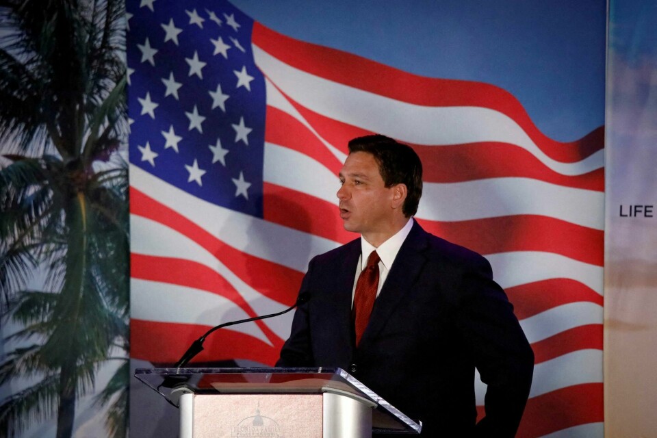 Ron DeSantis vil prøve å bli republikansk presidentkandidat. Ron DeSantis vil prøve å bli republikansk presidentkandidat.