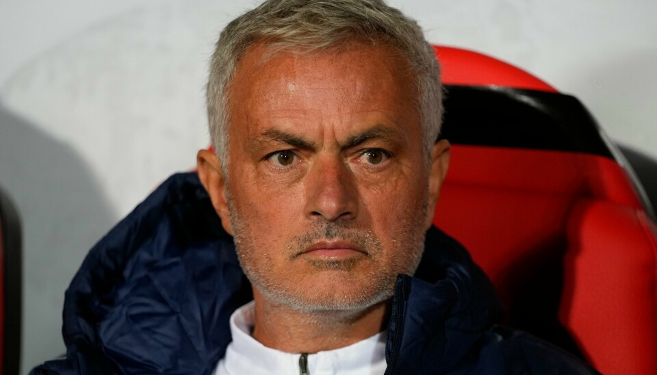 José Mourinho leder Fenerbahçe. Onsdag møtte han pressen før oppgjøret i europaligaen mot gamleklubben Manchester United. José Mourinho leder Fenerbahçe. Onsdag møtte han pressen før oppgjøret i europaligaen mot gamleklubben Manchester United. Foto: Peter Dejong / AP / NTB