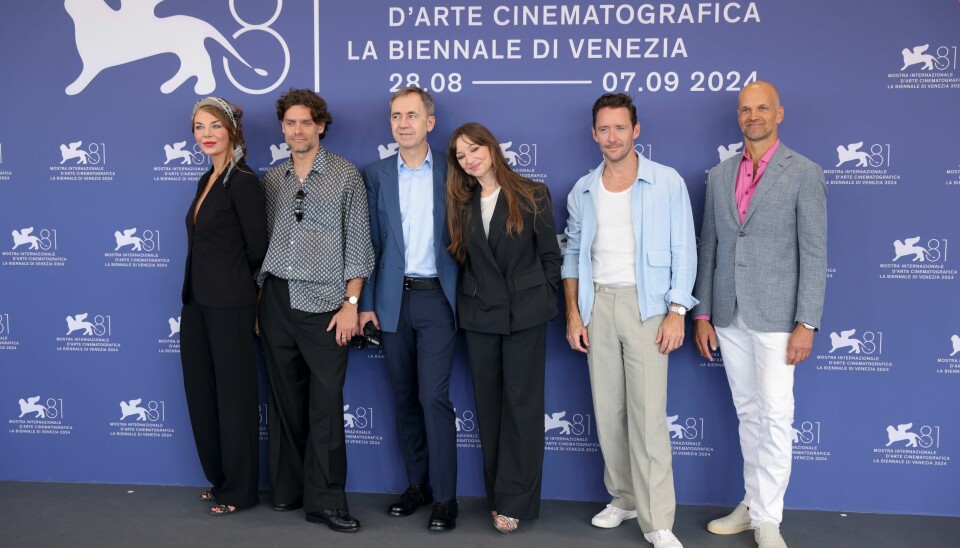 (f.v.) Marte Engebrigtsen, Tayo Cittadella Jacobsen, Dag Johan Haugerud, Andrea Bræin Hovig, Thomas Gullestad og Lars Jacob Holm avbildet i Venezia fredag, i forbindelse med filmen Kjærlighet. Foto: Vianney Le Caer / AP / NTB