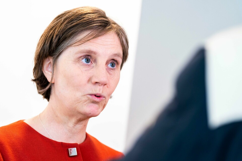 Barneminister Kjersti Toppe (Sp) varsler en nasjonal granskning av systemsvikten i Vismas tjeneste som barnevernet bruker, etter at flere bekymringsmeldinger har blitt borte. Taushetsplikt for trossamfunn gjør at prester ikke kan melde fra ved mistanke om omsorgssvikt. Regjeringen vurderer nå å lempe på denne plikten. Her barne- og familieminister Kjersti Toppe (Sp). Foto: Håkon Mosvold Larsen / NTB