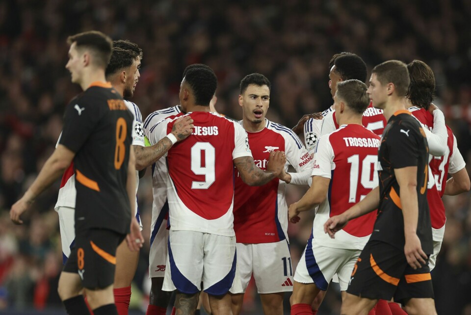 Arsenal-spillerne jubler for scoring mot Sjakhtar Donetsk i mesterligaen. Arsenal-spillerne jubler for scoring mot Sjakhtar Donetsk i mesterligaen. Foto: Ian Walton / AP / NTB