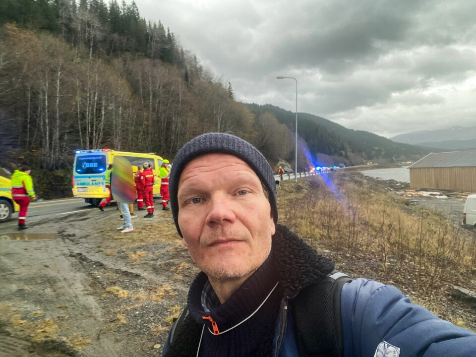 Passasjer Jan Kenneth Transeth var ombord på toget som reiste fra Trondheim til Bodø da det sporet av ved Finneidfjord i Nordland onsdag ettermiddag. Passasjer Jan Kenneth Transeth var om bord på toget som reiste fra Trondheim til Bodø da det sporet av ved Finneidfjord i Nordland onsdag ettermiddag. Foto: Jan Kenneth Transeth / NTB