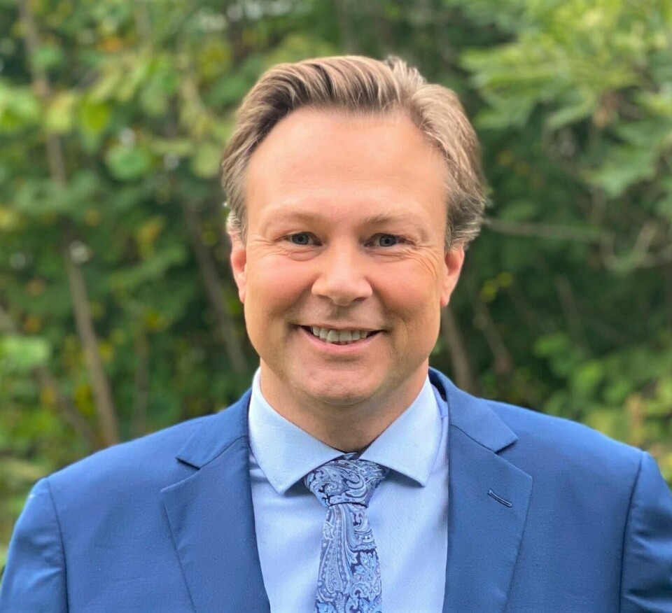 Simen Sandelien, Høyre-representant i Asker, er villig til å moderere sin uttalelse om det beste aldersspennet for å utøve politikk - og ta med 80-åringene. Simen Sandelien, Høyre-representant i Asker, er villig til å moderere sin uttalelse om det beste aldersspennet for å utøve politikk - og ta med 80-åringene.