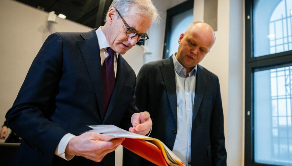Statsminister Jonas Gahr Støre (t.v.) og finansminister Trygve Slagsvold Vedum skroter 750.000-grensa. .