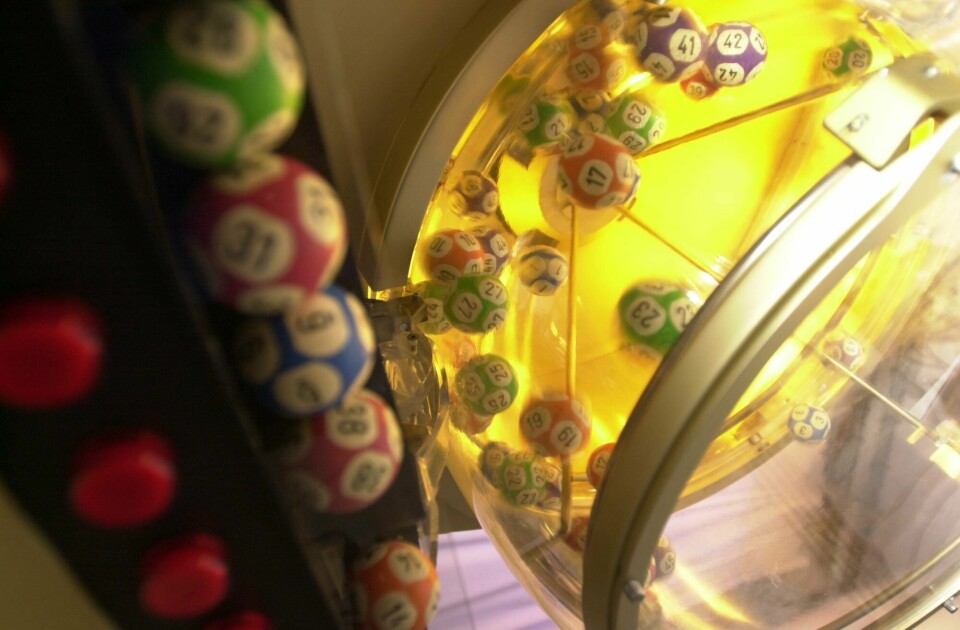 555 rogalendinger har blitt Lotto-millionærer siden spillet ble lansert i Norge i 1986. 555 rogalendinger har blitt Lotto-millionærer siden spillet ble lansert i Norge i 1986.
