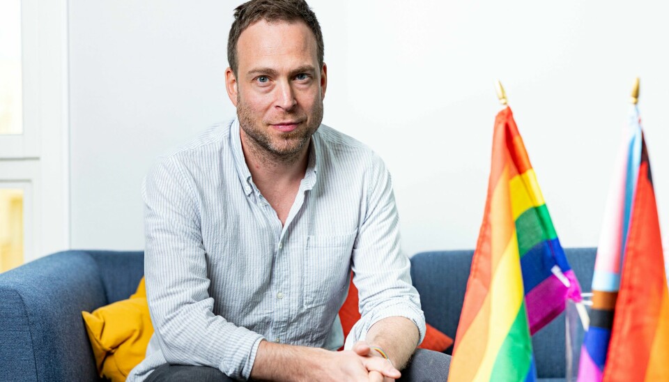 Leder for Oslo Pride, Dan Bjørke mener det er viktig at storsamfunnet slår ring om skeive, og at Pride viser hvilke verdier vi vil ha i landet vårt. Leder for Oslo Pride, Dan Bjørke mener det er viktig at storsamfunnet slår ring om skeive, og at Pride viser hvilke verdier vi vil ha i landet vårt.