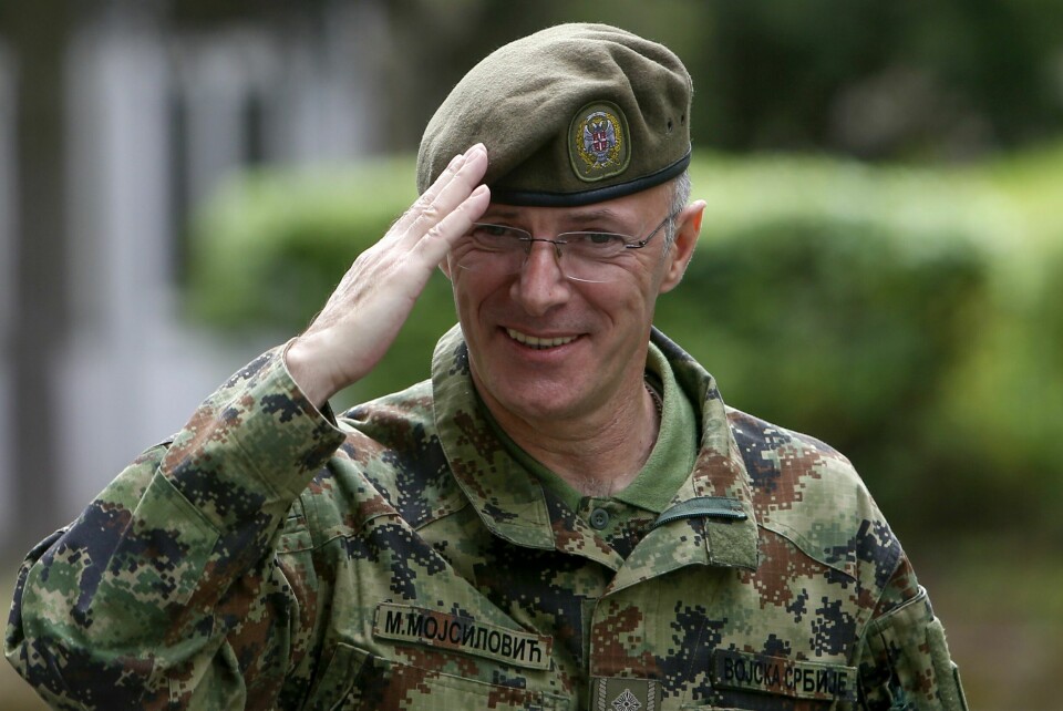 Serbias hærsjef, general Milan Mojsilovic, ber Nato gjøre mer for å beskytte serbere i Kosovo. Han sier samtidig at hans egne styrker er rede til å handle i tråd med Serbias grunnlov eller på ordre fra landets president. Arkivfoto: Darko Vojinovic / AP / NTB Serbias hærsjef, general Milan Mojsilovic, ber Nato gjøre mer for å beskytte serbere i Kosovo. Han sier samtidig at hans egne styrker er rede til å handle i tråd med Serbias grunnlov eller på ordre fra landets president. Arkivfoto: Darko Vojinovic / AP / NTB