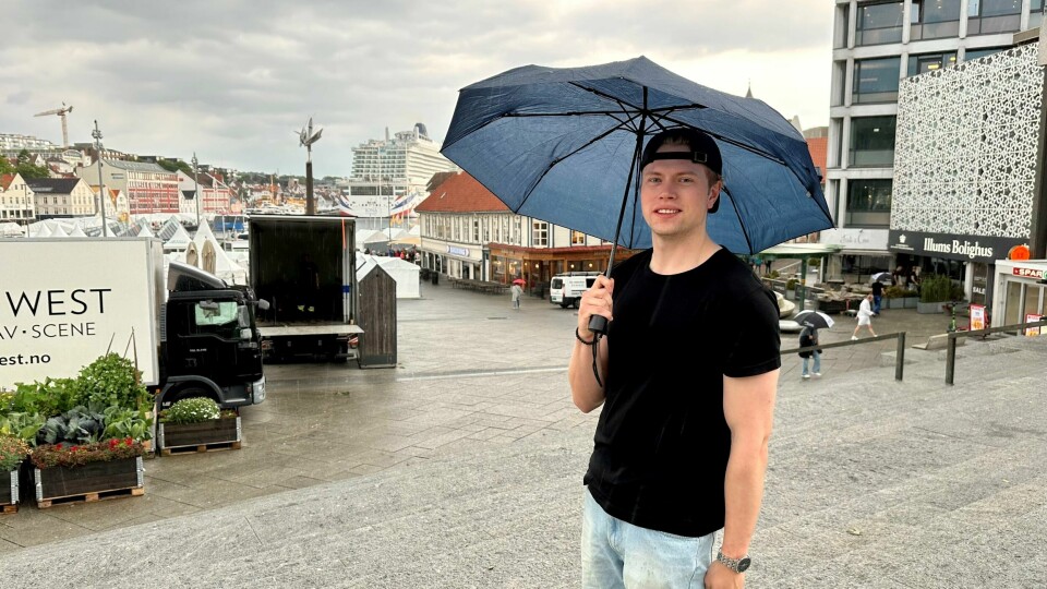 Edvard Øvensen håper å få med seg noen dager på Gladmatfestivalen, men registrerer det det blir dyrere. Edvard Øvensen håper å få med seg noen dager på Gladmatfestivalen, men registrerer det det blir dyrere.