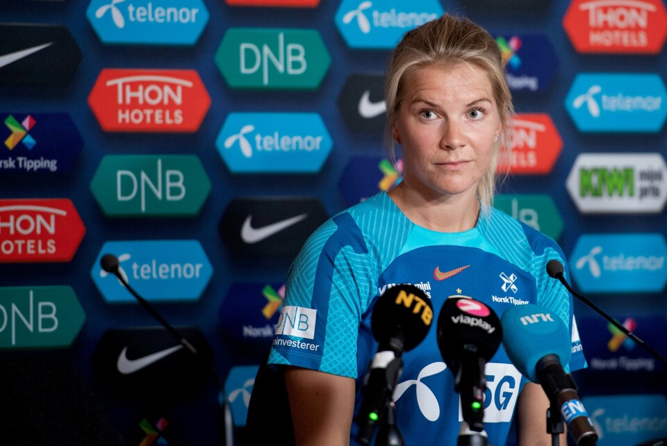 Ada Hegerberg skal på langtur til VM med landslaget. Men først måtte hun bli ferdig med EM i fjor. Ada Hegerberg skal på langtur til VM med landslaget. Men først måtte hun bli ferdig med EM i fjor.