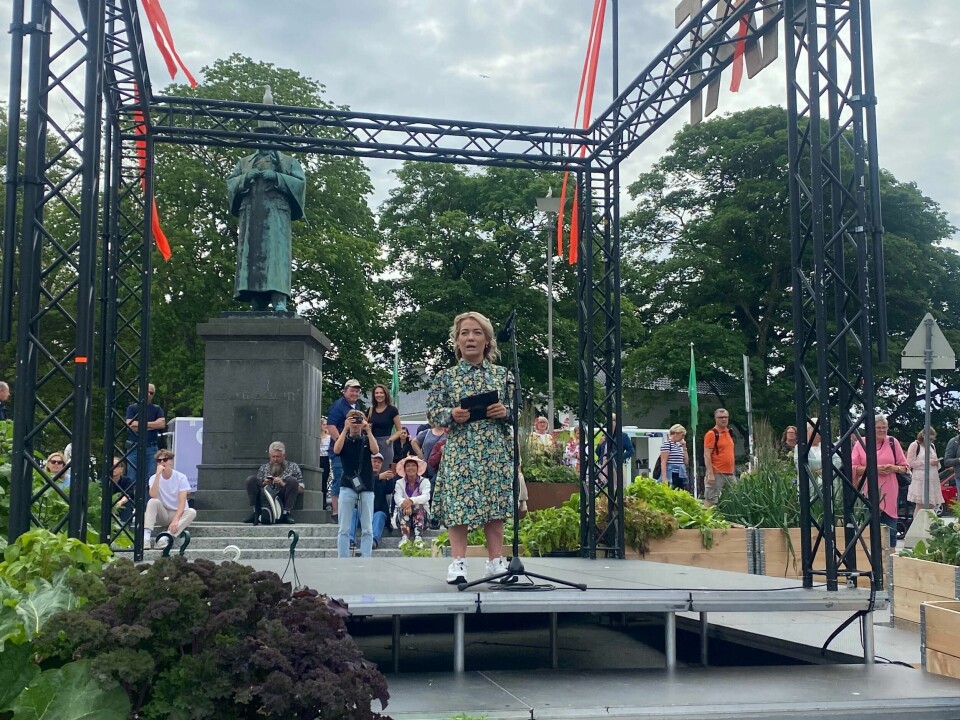 Sandra Borch åpnet Gladmatfestivalen onsdag formiddag. Sandra Borch