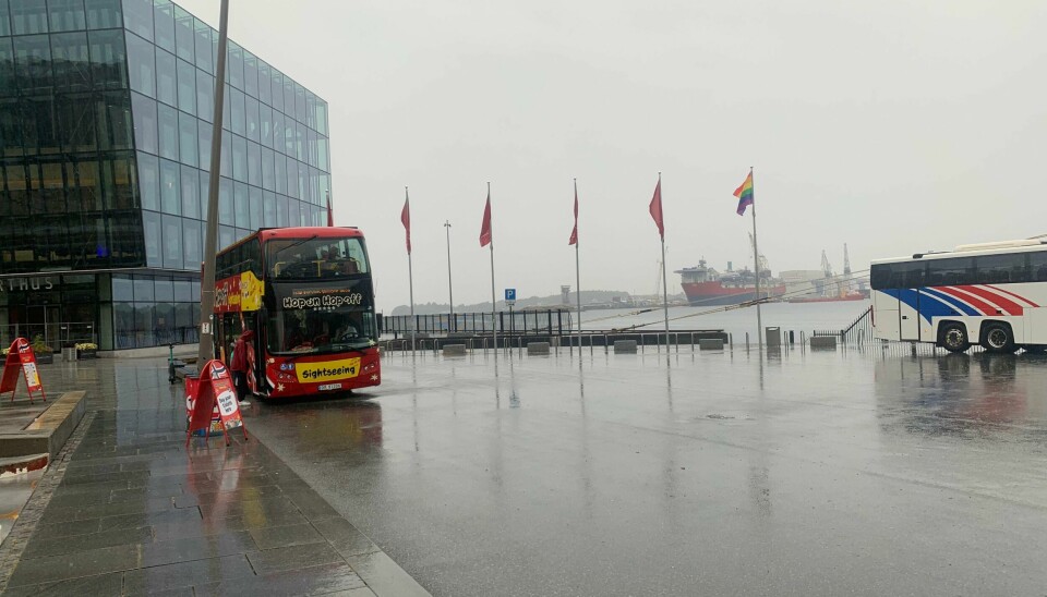 RA ble med Hop on Hop off-bussene. En typisk Stavanger-sommer med mye regn og vind.