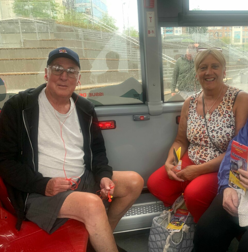 For Ian og Hazel Trapnell ble bussturen en suksess. For Ian og Hazel Trapnell ble bussturen en suksess.