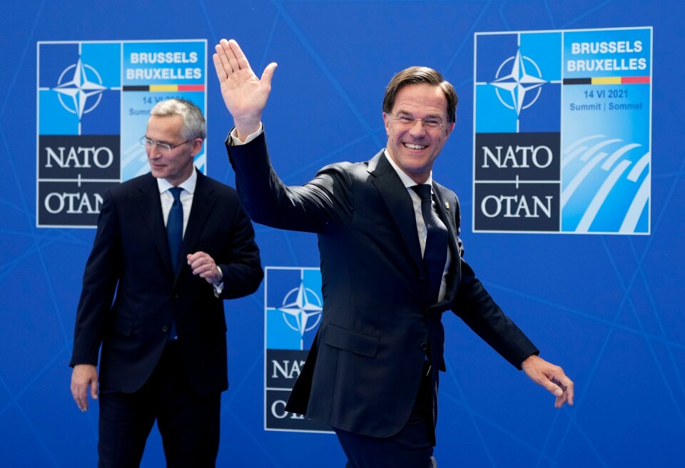 Tirsdag overlater Jens Stoltenberg formelt stafettpinnen som Natos generalsekretær til nederlandske Mark Rutte. Tirsdag overlater Jens Stoltenberg formelt stafettpinnen som Natos generalsekretær til nederlandske Mark Rutte. Foto: AP / NTB