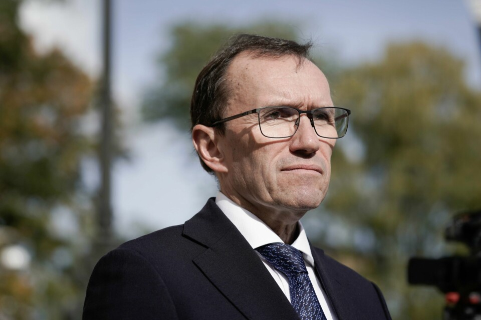 Utenriksminister Espen Barth Eide (Ap) fordømmer angrep på sivile og hjelpearbeidere i Libanon. Utenriksminister Espen Barth Eide (Ap) under et pressemøte om Israels krigføring i Libanon på Universitetsplassen i Oslo tirsdag. Foto: Thomas Fure / NTB