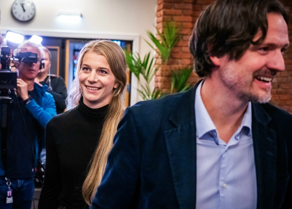 KrF skal velge ny ledelse. Et stort flertall av fylkeslagene ønsker Dag-Inge Ulstein som ny partileder. Meningene er mer delte om nestleder Ida Lindtveit Røse. Dag-Inge Ulstein, fungerende partileder og Ida Lindtveit Røse, nestleder på Landsstyremøte i KrF på Stortinget mandag.Foto: Ole Berg-Rusten / NTB